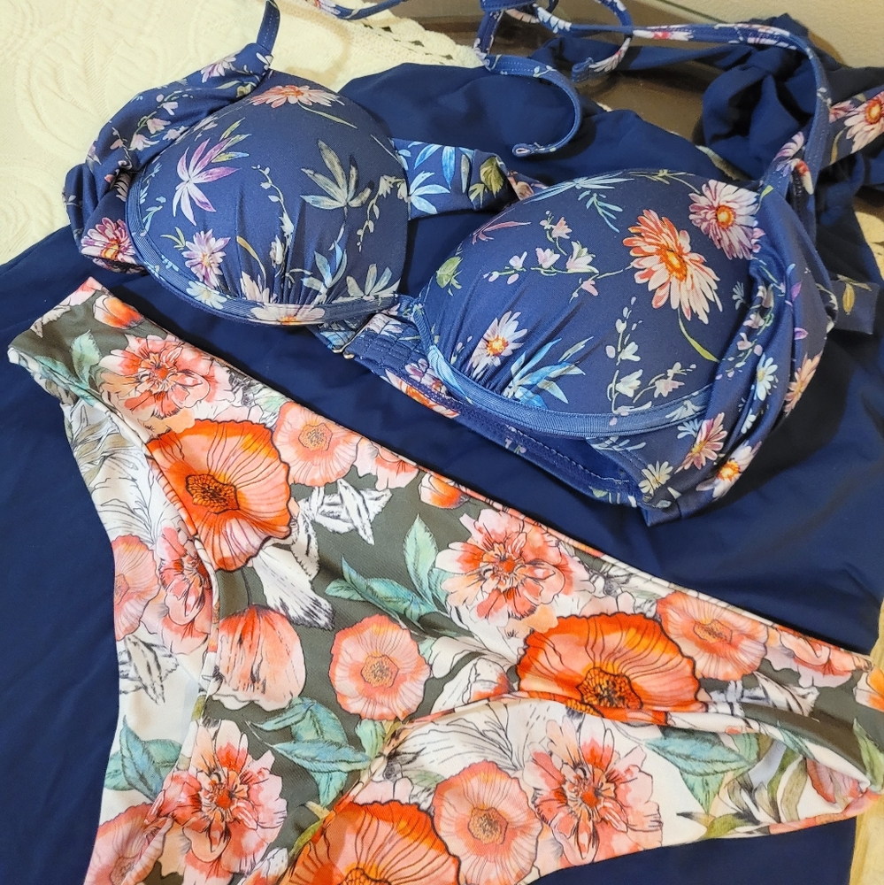 Bikini swimsuit set
